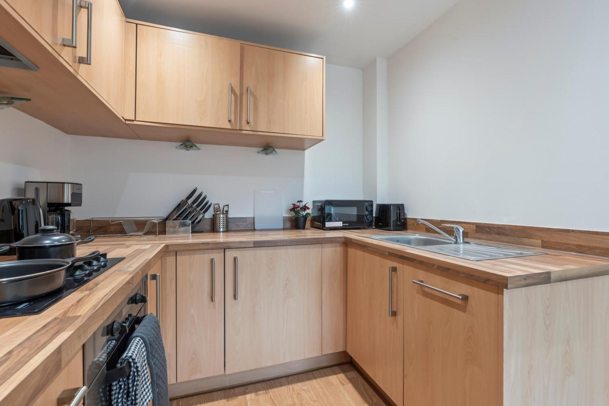 Heart Of City Centre Luxury Apartment With Secure Underground Parking Бирмингам Екстериор снимка