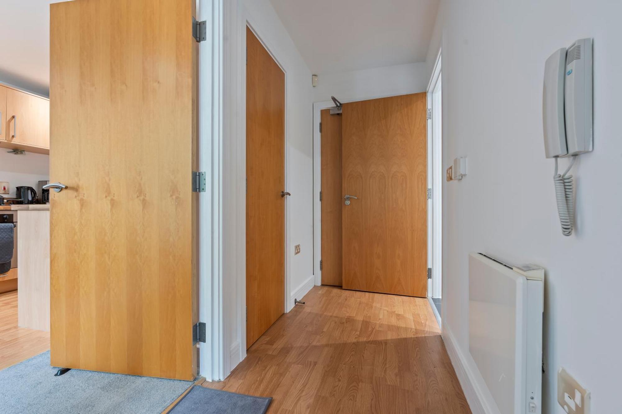Heart Of City Centre Luxury Apartment With Secure Underground Parking Бирмингам Екстериор снимка