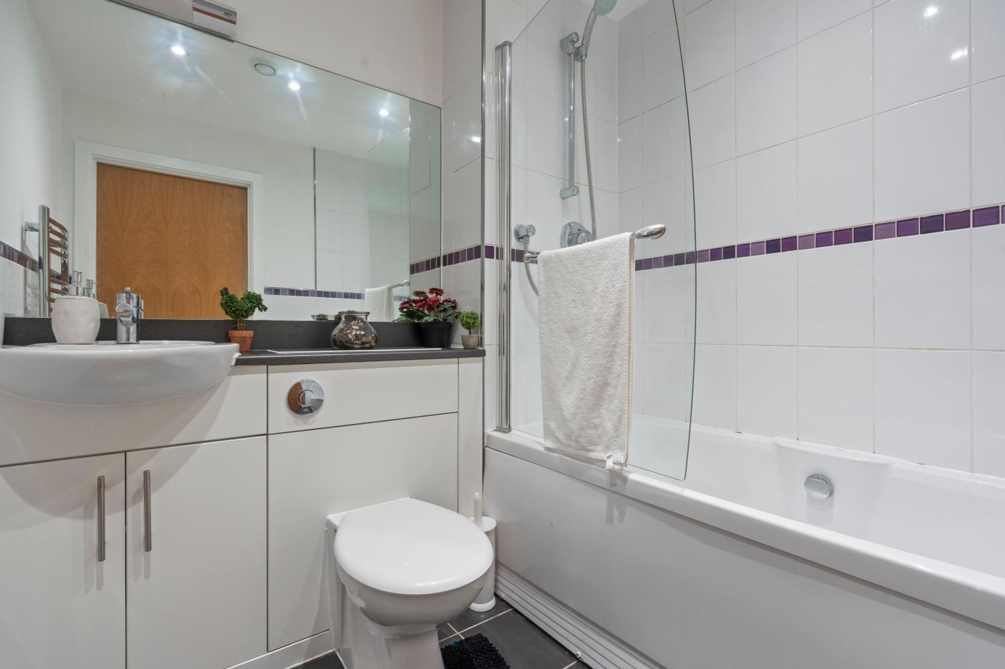Heart Of City Centre Luxury Apartment With Secure Underground Parking Бирмингам Екстериор снимка