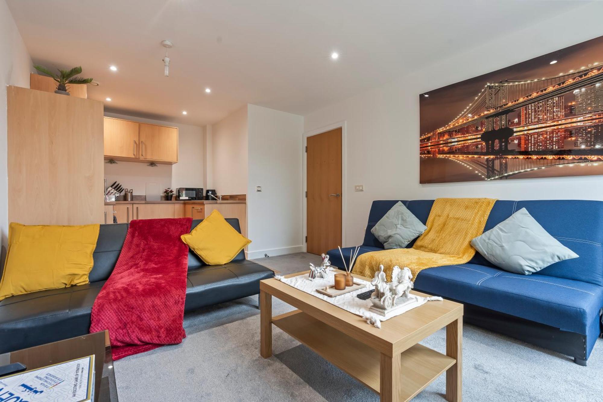 Heart Of City Centre Luxury Apartment With Secure Underground Parking Бирмингам Екстериор снимка